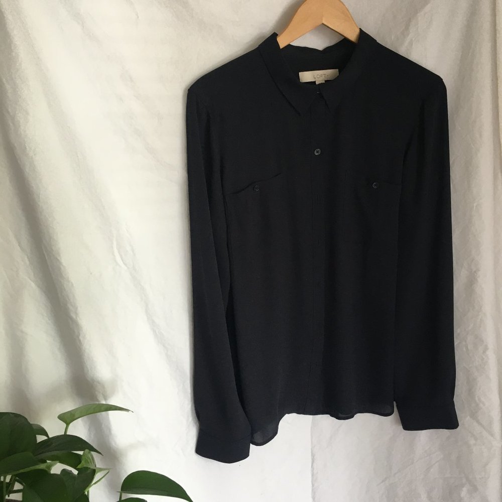 Ann Taylor LOFT navy blue blouse, NWOT